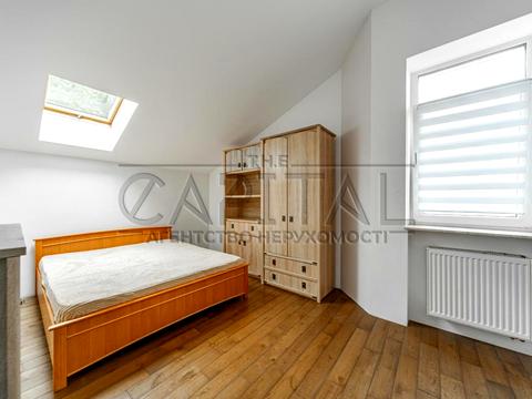 будинок за адресою с. Гатне, Яблунева вул.