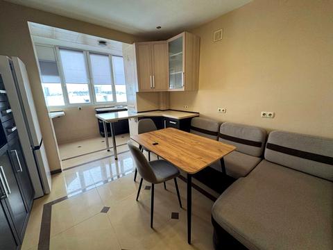 квартира по адресу Ивана Пулюя ул., 15а