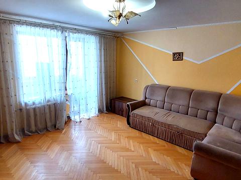 квартира за адресою Тролейбусна вул., 18