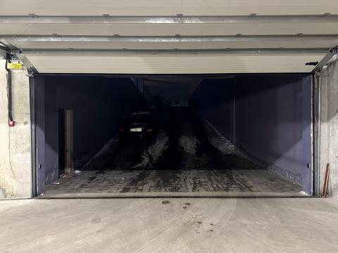 паркоместо по адресу Рудненская ул. (Белогорская), 8-Г