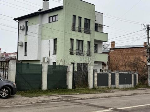 коммерческая по адресу Чигиринская ул., 38