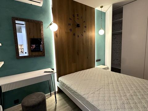 квартира за адресою Набережна вул., 8д