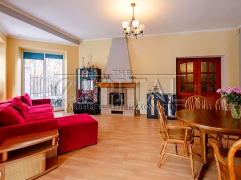 будинок за адресою Київська вул.