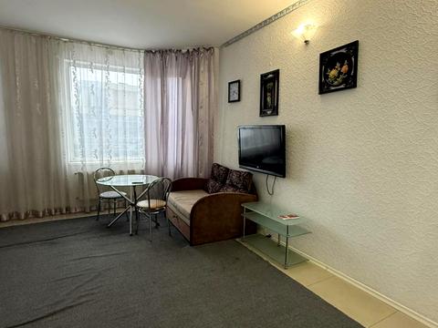 квартира за адресою Середньофонтанська вул., 19-А