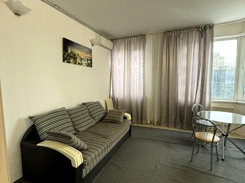 квартира за адресою Середньофонтанська вул., 19-А