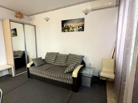 квартира за адресою Середньофонтанська вул., 19-А