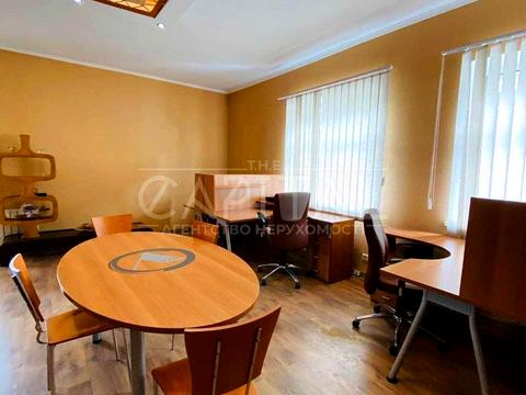 коммерческая по адресу Туровская ул., 4