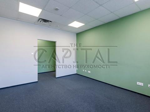 комерційна за адресою Шовковична вул., 42/44