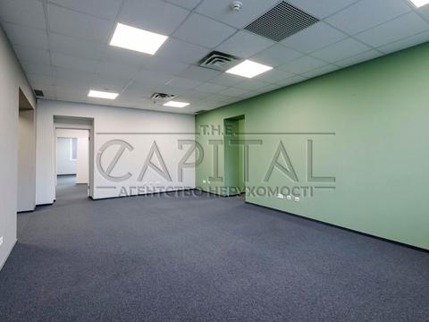 комерційна за адресою Шовковична вул., 42/44