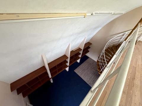 комерційна за адресою Антоновича вул. (Горького), 157