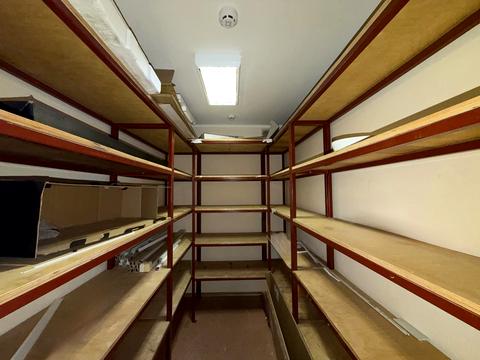 комерційна за адресою Антоновича вул. (Горького), 157