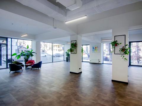 коммерческая по адресу Саксаганского ул., 3