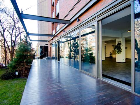 коммерческая по адресу Саксаганского ул., 3