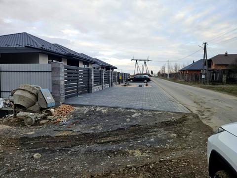 ділянка за адресою с. Сторожниця, Садова