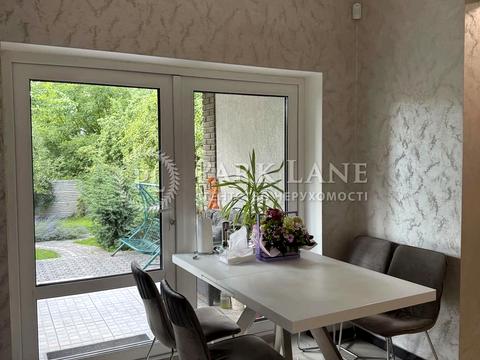 дом по адресу Карьерная ул.