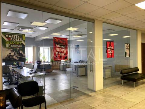 комерційна за адресою Лариси Руденко вул., 6