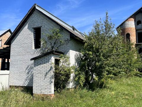 будинок за адресою Івасюка