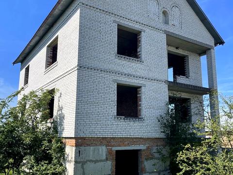 будинок за адресою Івасюка