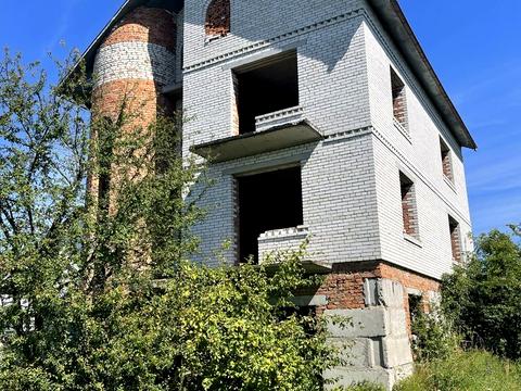 будинок за адресою Івасюка