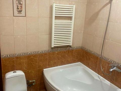 квартира за адресою Івана Мазепи вул. (Мануїльського), 88