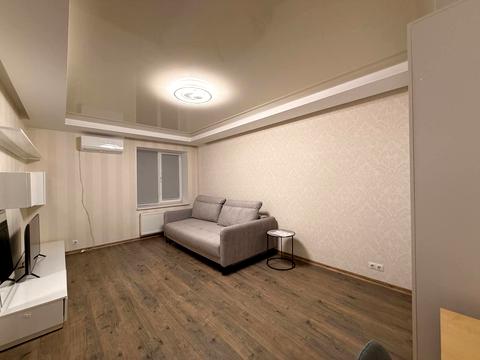 квартира за адресою Панаса Мирного вул., 7/1