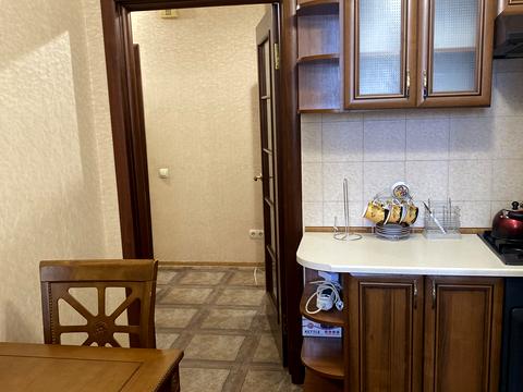 квартира за адресою Раїси Окіпної вул., 8