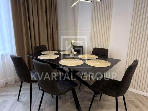 будинок за адресою Миколи Леонтовича вул. (Толстого), 12