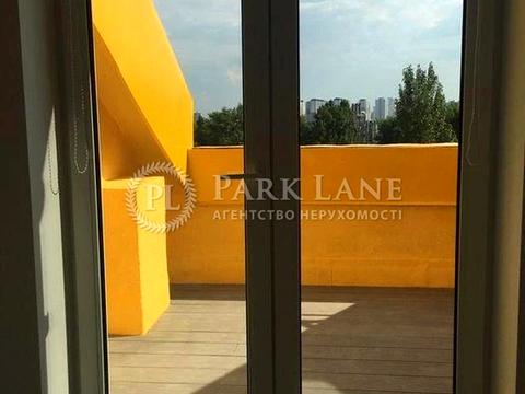 квартира за адресою Регенераторна вул., 4 к15