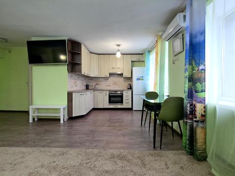 квартира за адресою Дніпро, Богдана Хмельницького просп. (Героїв Сталінграда), 16