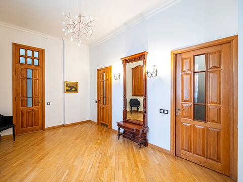 квартира за адресою Назарівська вул. (Вєтрова), 9