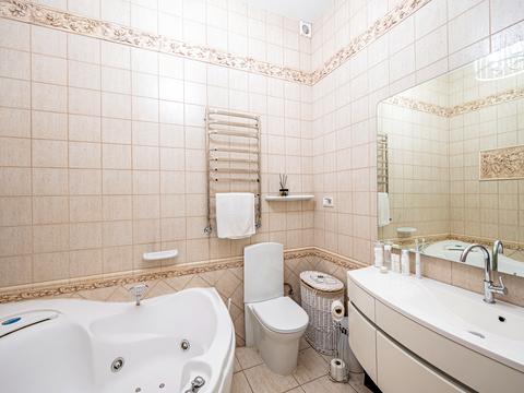 квартира за адресою Назарівська вул. (Вєтрова), 9