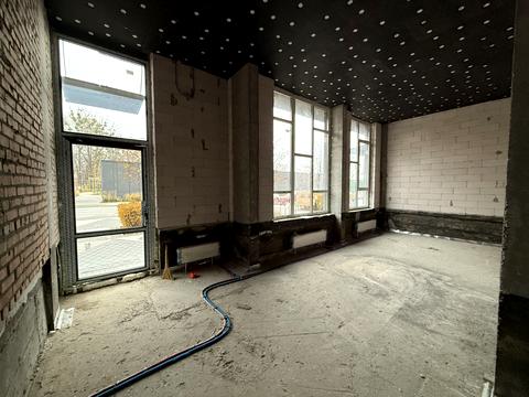 комерційна за адресою Тадея Рильського бульв., 2а