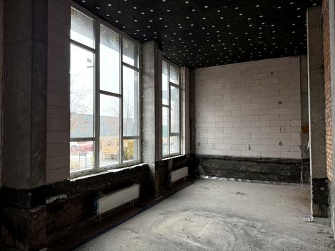 комерційна за адресою Тадея Рильського бульв., 2а