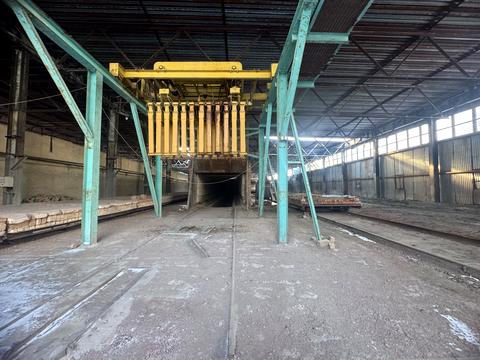 комерційна за адресою Петра Дорошенка вул., 1