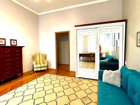 квартира за адресою Князів Острозьких вул. (Московська), 29