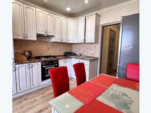 квартира за адресою Боголюбова вул., 13