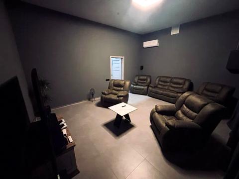 комерційна за адресою Михайла Грушевського вул. (Котовського), 98-А