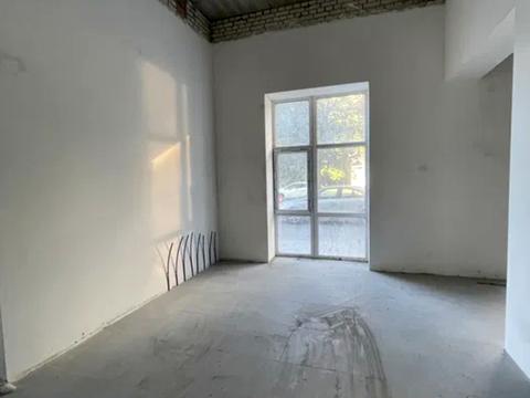 комерційна за адресою Домбровського вул., 75