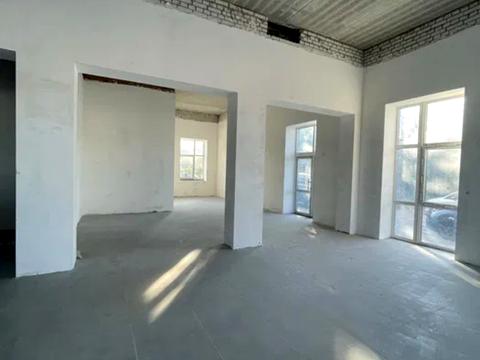 комерційна за адресою Домбровського вул., 75