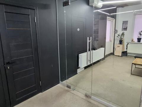 комерційна за адресою Науки просп. (Леніна), 47/1