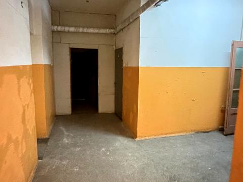 комерційна за адресою Молодіжна вул., 54