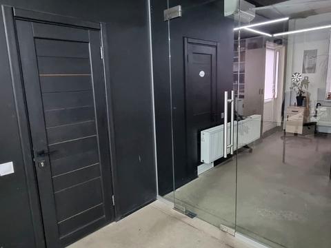 комерційна за адресою Науки просп. (Леніна), 47/1