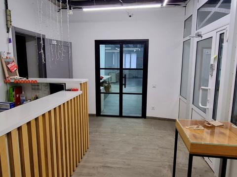 комерційна за адресою Науки просп. (Леніна), 47/1