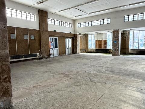 комерційна за адресою Молодіжна вул., 54