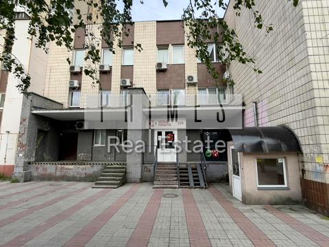 комерційна за адресою Симиренка вул., 2/19