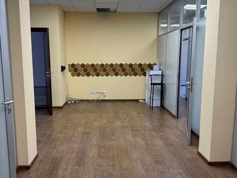 коммерческая по адресу Музейний пер., 2