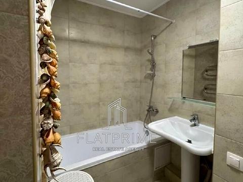 квартира за адресою Андрія Верхогляда вул. (Михайла Драгомирова), 2