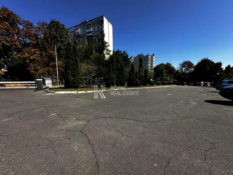 комерційна за адресою Київ, Байди-Вишневецького вул. (Осиповського), 594