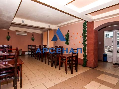 комерційна за адресою Чарівна вул., 161