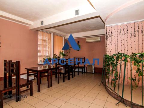 комерційна за адресою Чарівна вул., 161